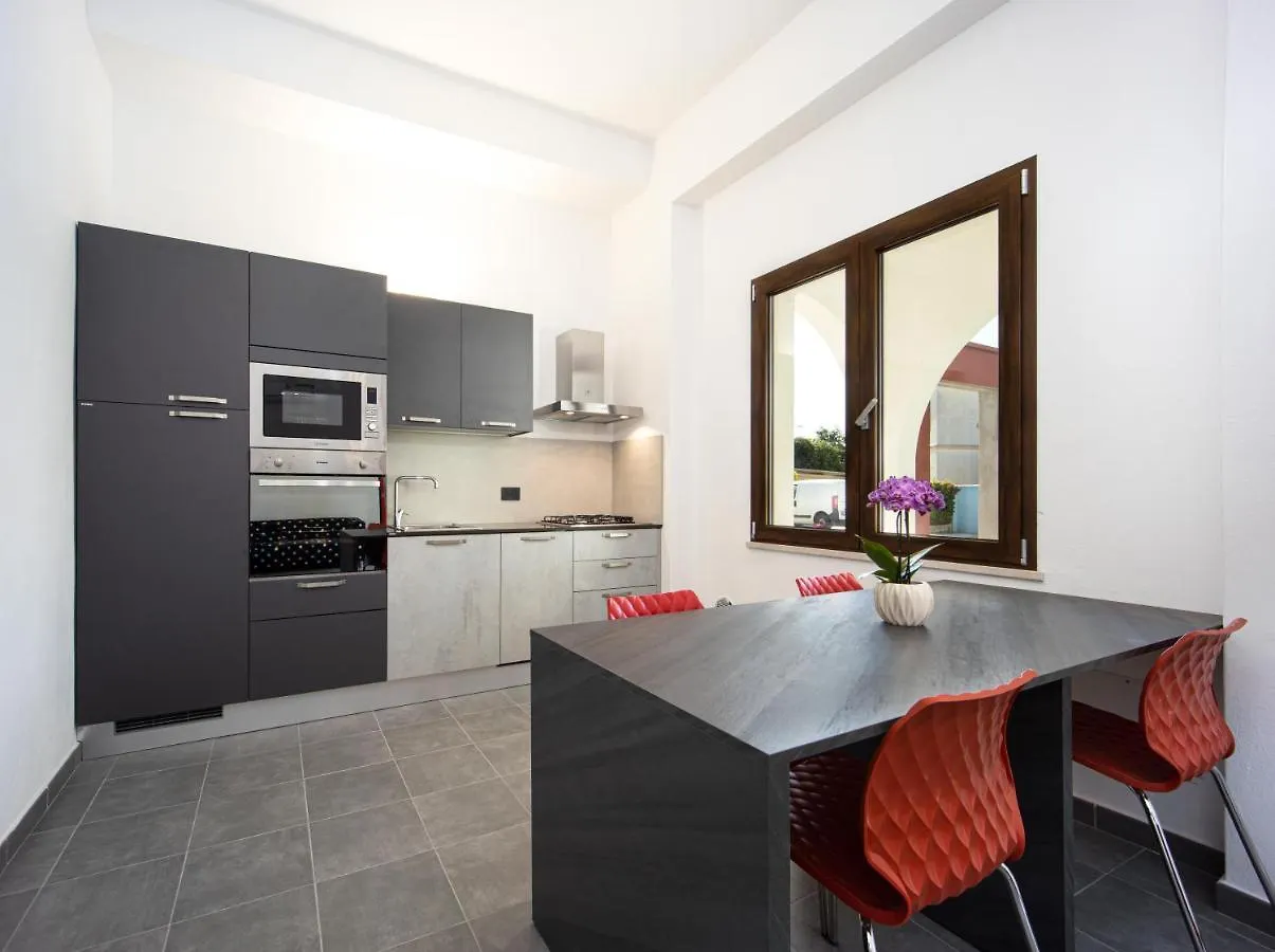 Coru E Mari 2 Apartments Pula