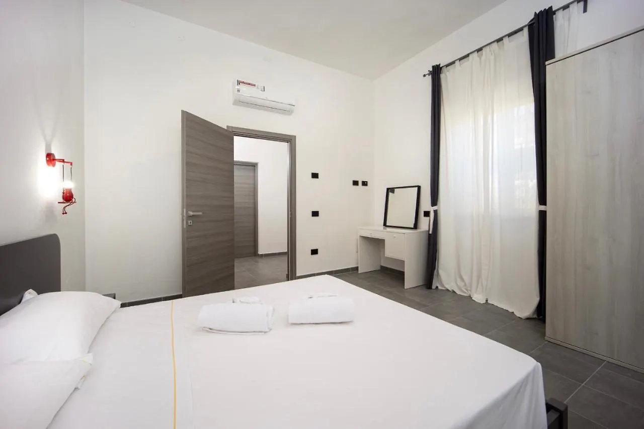 Coru E Mari 2 Apartments Pula Italy